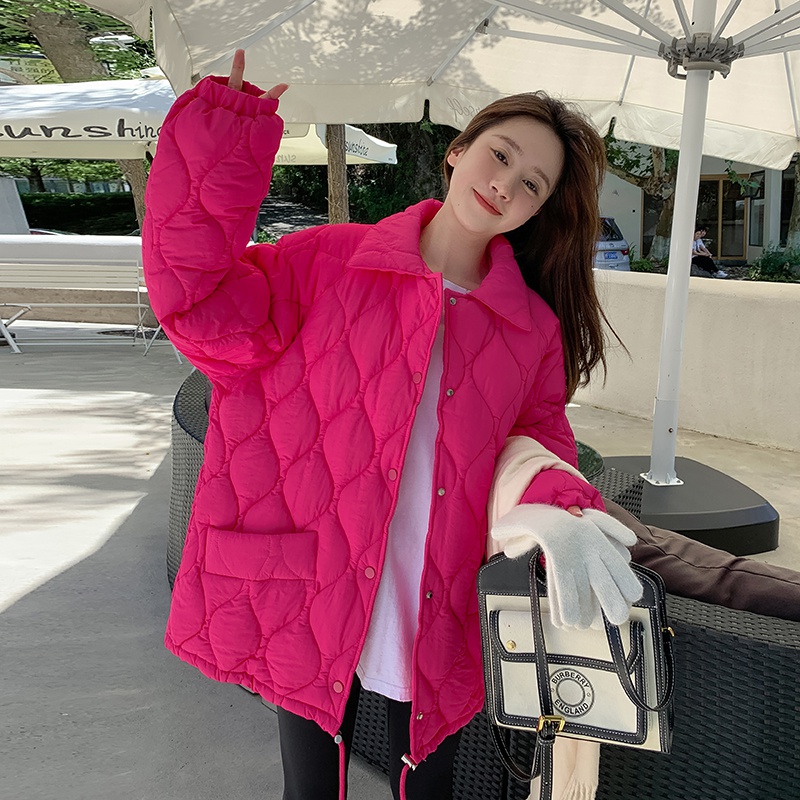 Actual shot of 2023 new Korean style down jacket for women, loose and thickened rhombus retro coat, bread coat, winter coat, cotton coat