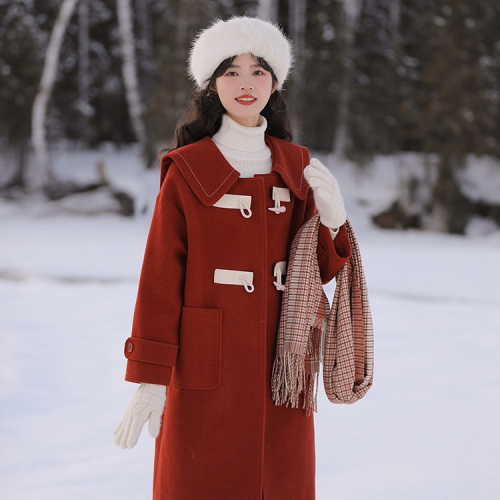 New Autumn and Winter 2023 New Year Red Embroidered Sweet Woolen Coat with Bow Doll Collar Coat for Women
