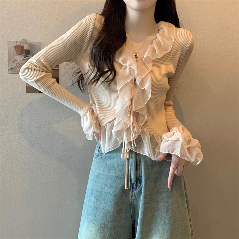 Actual shot of the new Korean-style design lace strap long-sleeved sweater