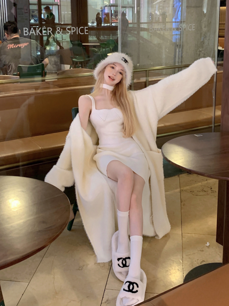 Real shot of lapel sweater jacket, lazy style white knitted cardigan + white knitted dress for women