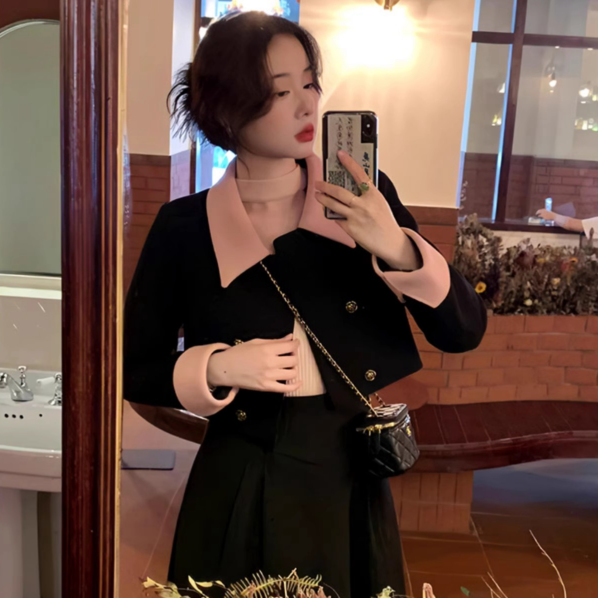Korean version of sweet lady autumn and winter color matching fashionable temperament small fragrant small dress two-piece suit salt style light mature style girl