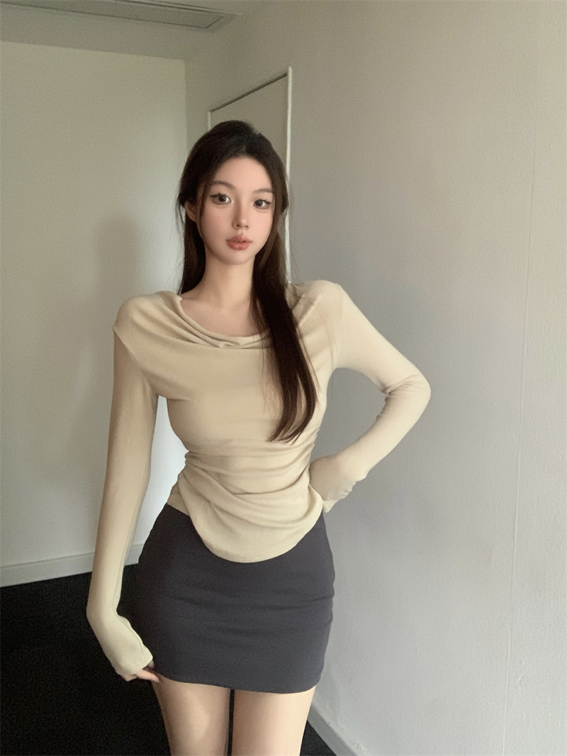Actual shot of Pure Desire Swing Collar, One Shoulder, Long Sleeves, Various T-shirts for Autumn, Slimming Bottoming Tops for Women