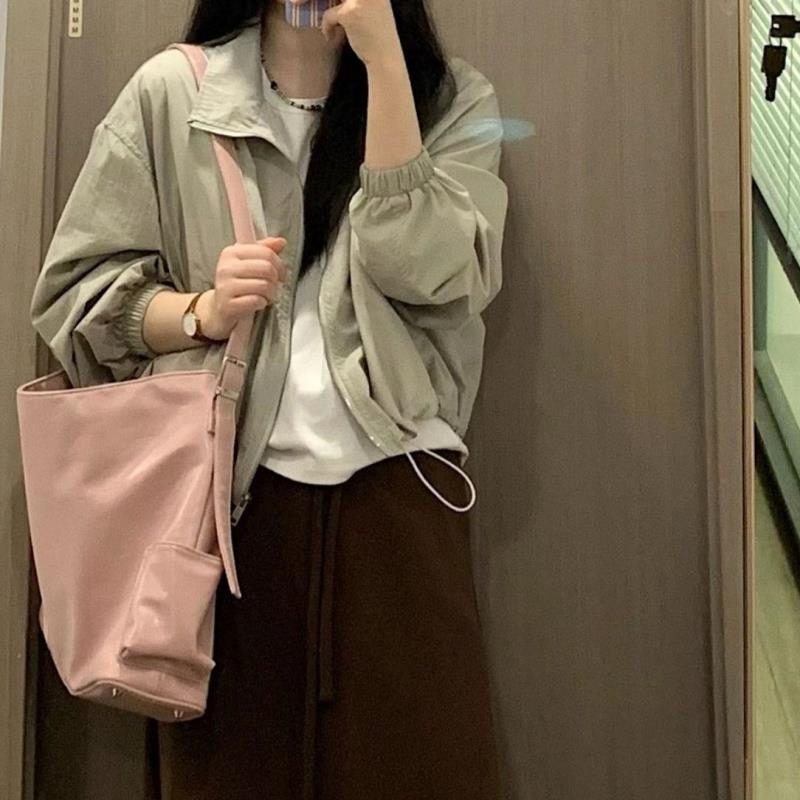設計感小眾短外套復古長袖衝鋒衣2023秋冬簡約純色短款小個子外套