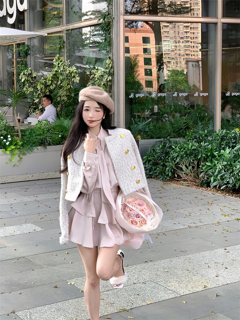 實拍奶貴千金小香風粗花呢立領氣質雙排扣長袖短外套女