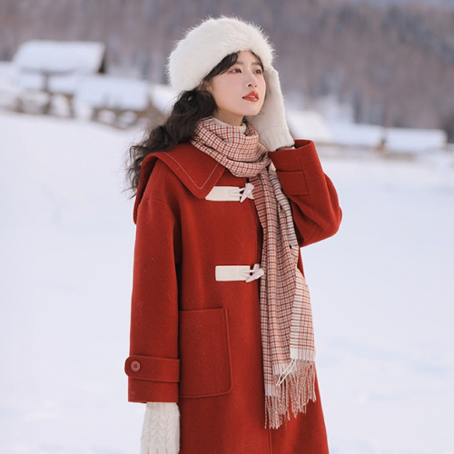 New Autumn and Winter 2023 New Year Red Embroidered Sweet Woolen Coat with Bow Doll Collar Coat for Women