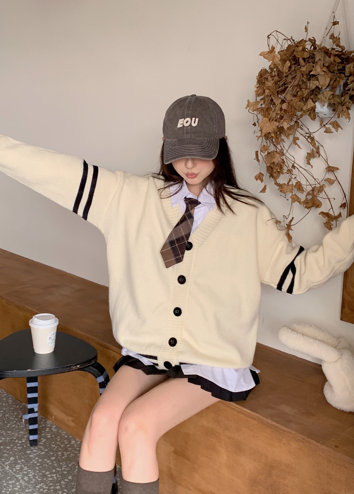 Actual shot of college style sweater jacket, gentle and lazy cardigan for little people