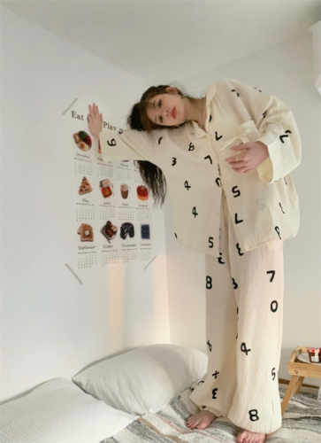 Real shot Autumn comfortable breast-hugging letters long-sleeved thin home clothes for women loose and can be worn outside the suit