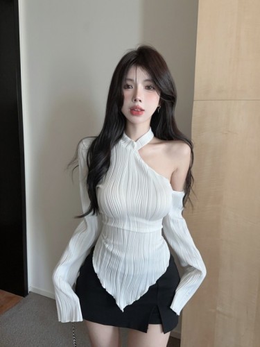 Actual shot ~ Pure desire hottie white off-shoulder autumn and winter new long-sleeved irregular top versatile T-shirt for women