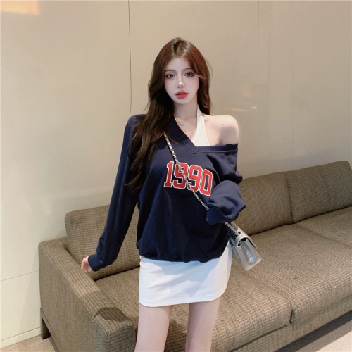 Thin sweatshirt women's V-neck two-piece suit  autumn and winter age-reducing design off-shoulder fake two-piece long-sleeved top