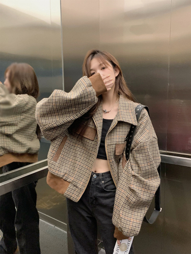 Early autumn  new niche high-end short woolen plaid jacket women's small loose jacket