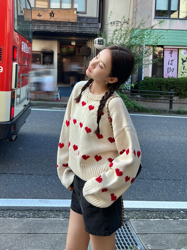 張子萱CheriZ秋冬復古愛心提花蓬鬆可愛甜妹休閒圓領慵懶風毛衣女