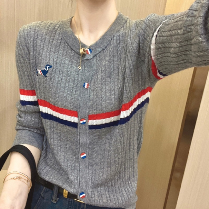 刺繡小狗撞色條紋針織衫上衣女秋季長袖圓領洋氣減齡寬鬆開衫毛衣