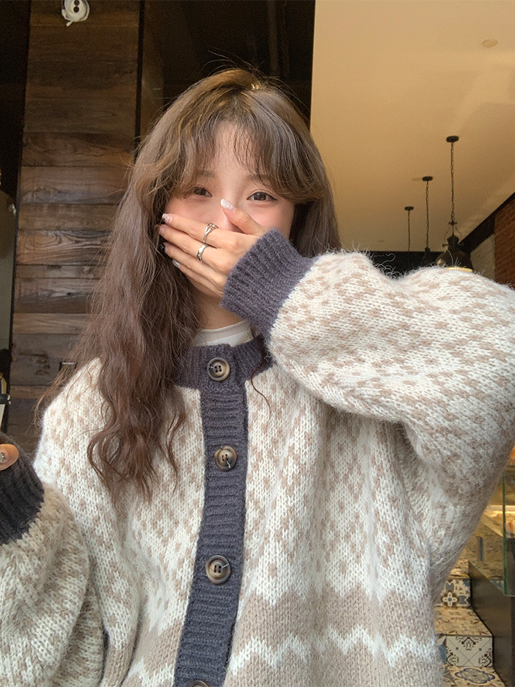 加厚感甜美百搭毛衣2023秋冬新款森系設計感小眾軟糯開衫女