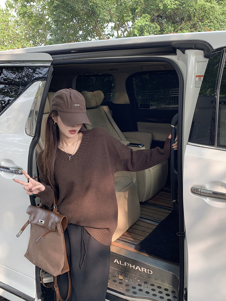 實拍 暖冬巧克力 慵懶軟糯V領大毛衣女秋套頭休閒針織上衣