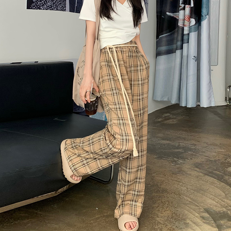 Retro plaid wide-leg pants for women in autumn, high-waisted, loose, slim and drapey, straight-leg trousers, floor-length casual pants