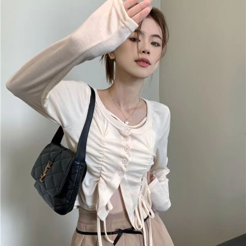 Pure desire, unique and chic hot girl sexy short cardigan top, royal sister style mature design, niche long-sleeved knitted