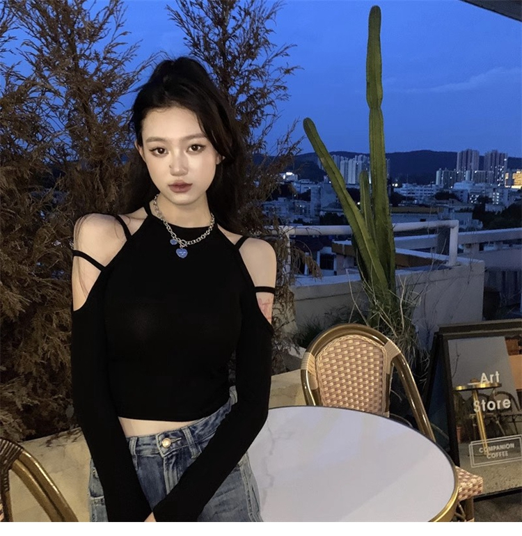 官圖 短款露肩上衣設計感小眾修身T恤秋季顯瘦長袖打底衫女