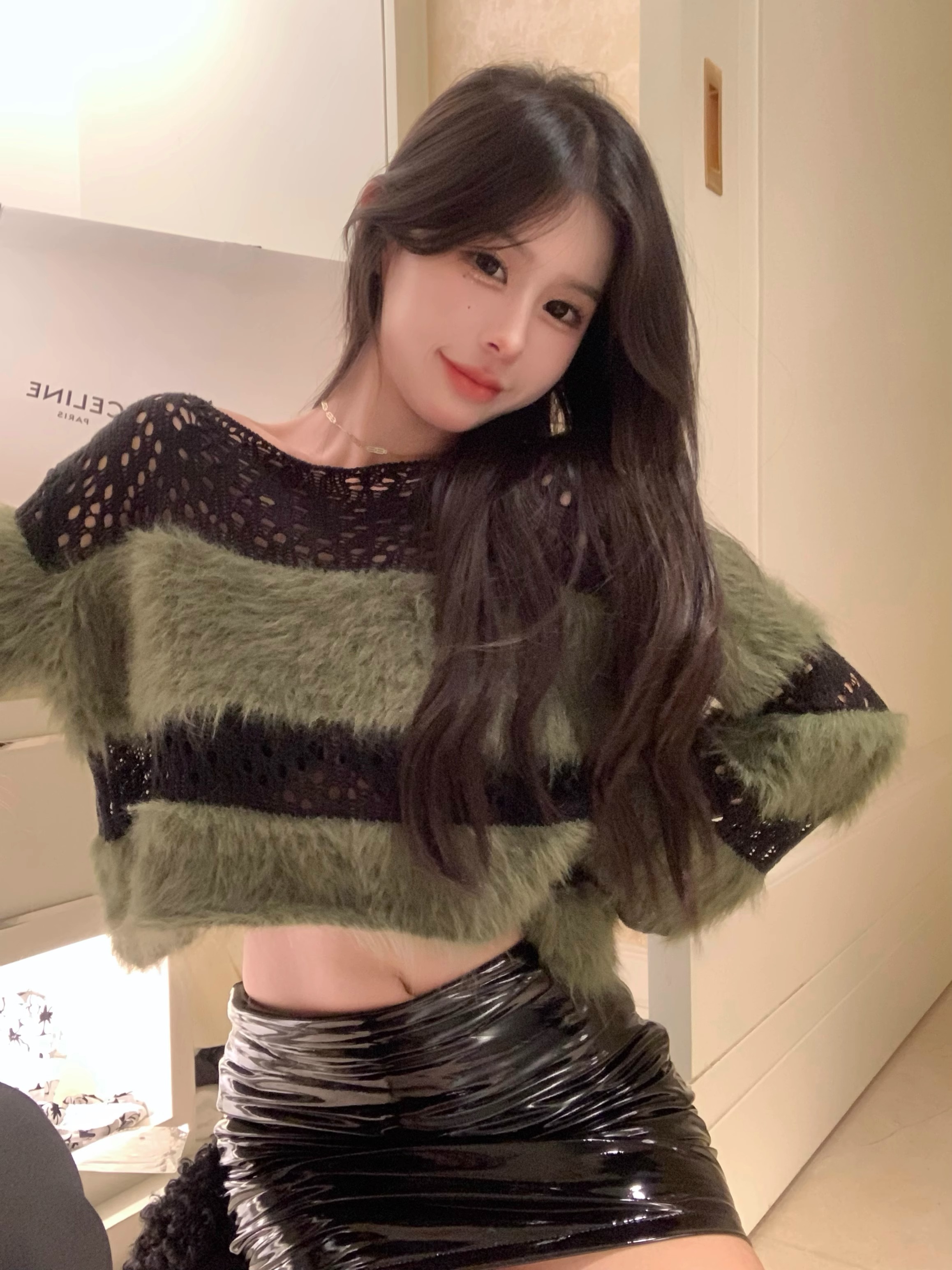 Mink velvet stitching hollow soft waxy sweater jacket for women in autumn and winter pure lust hottie sexy one-shoulder top sweater