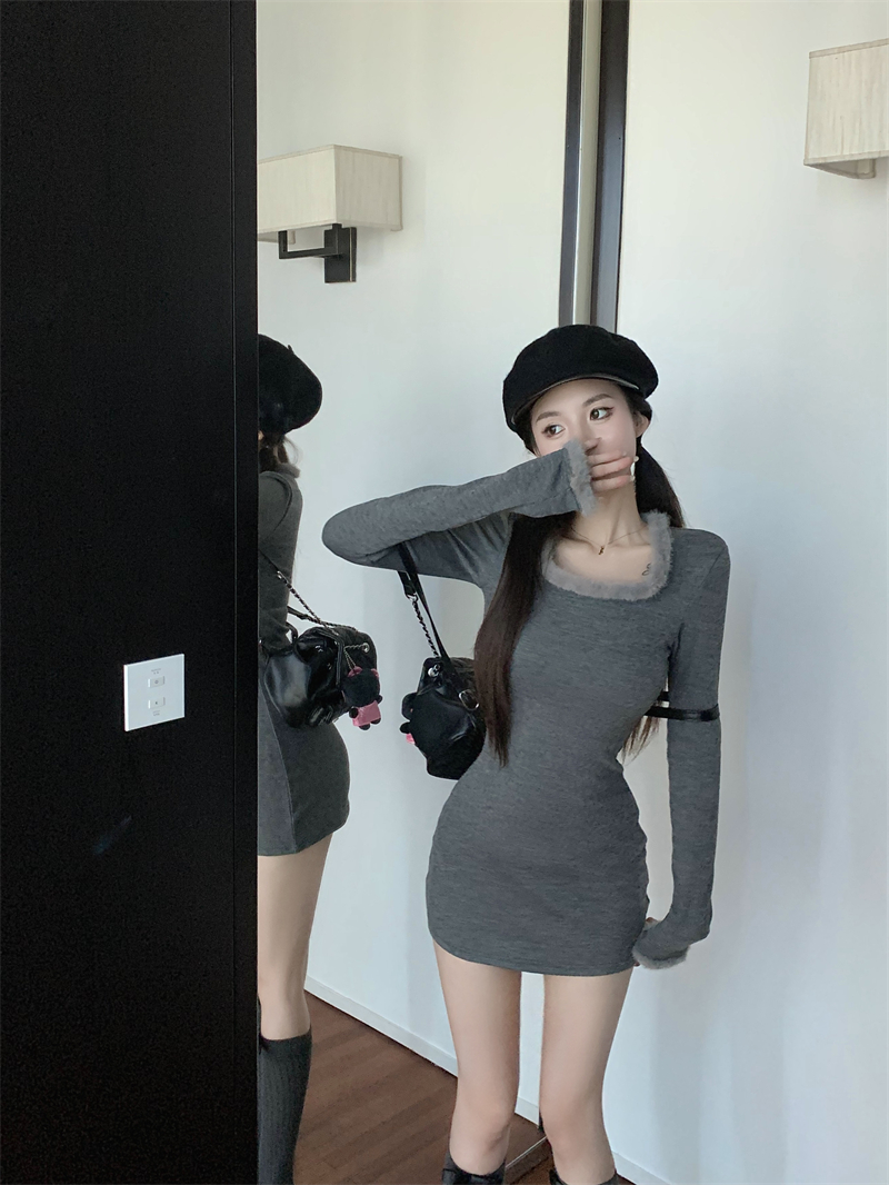 實拍~修身顯瘦灰色磨毛連衣裙2023秋冬新款純欲收腰包臀裙女