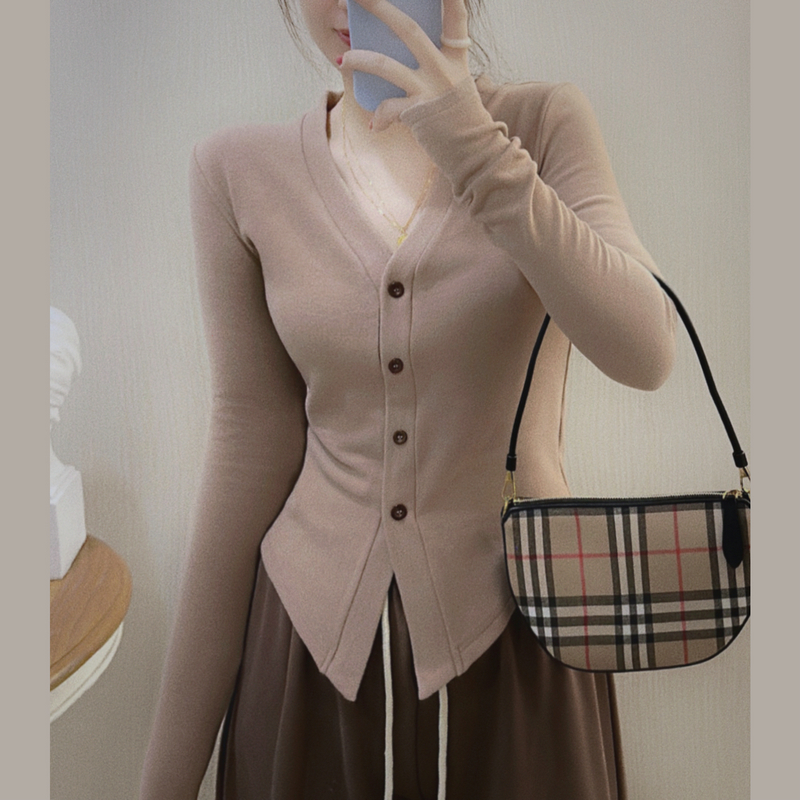 MoMoWoAi advanced version ~ milk brown red slimming design V-neck long-sleeved T-shirt