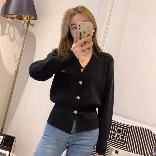  autumn and winter new style small fragrant white knitted cardigan jacket for women to wear temperament v-neck sweater bottoming top