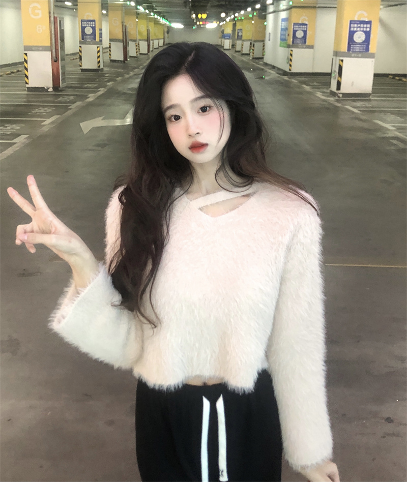 實拍 奶系溫柔上衣仿水貂高級感超好看短款別致絕美毛衣女