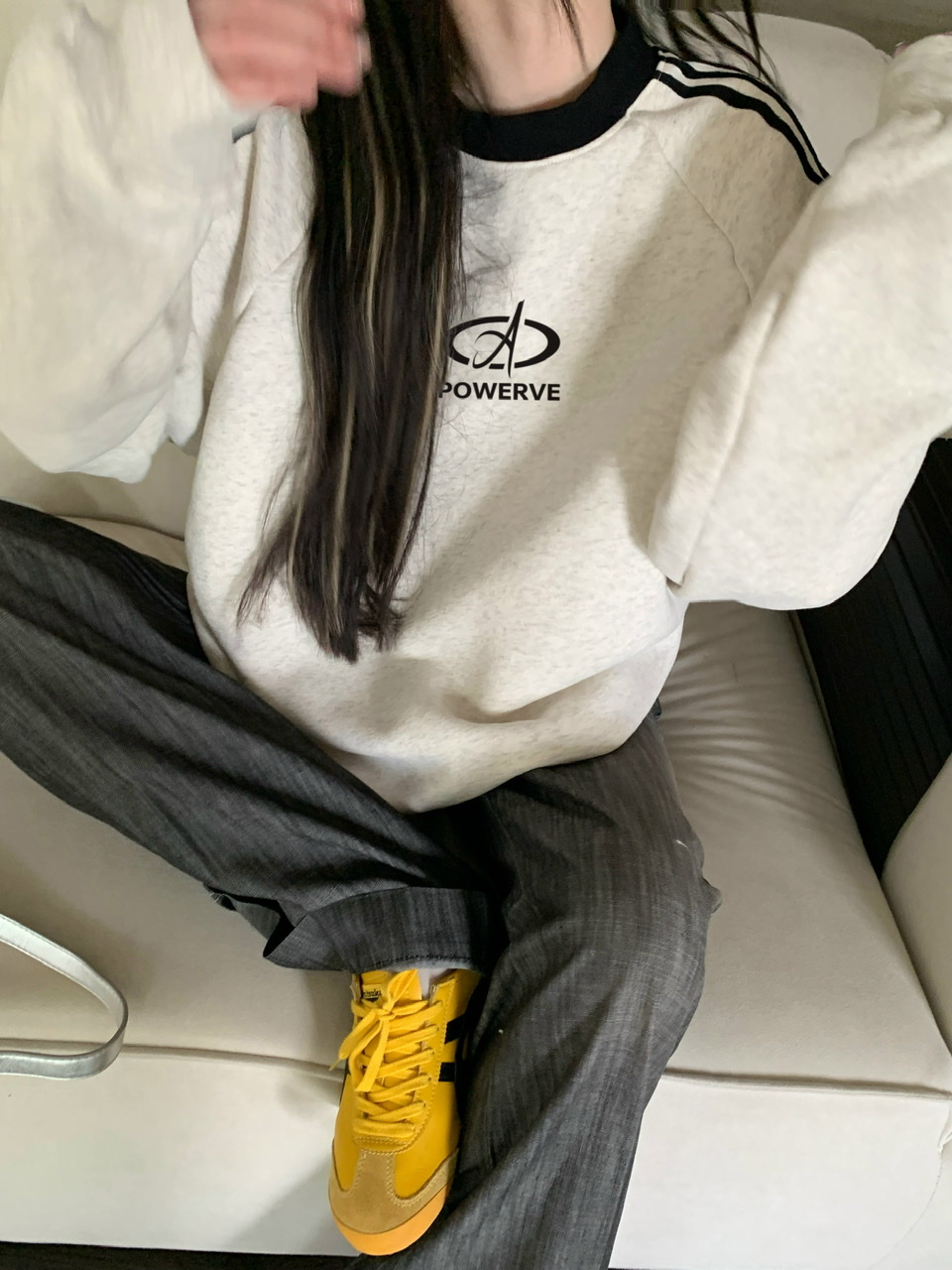 The back collar is non-pilling and equipped with cotton screw thread. Imitation cotton Chinese cotton composite 310g thin sweatshirt for women with round neck printing.