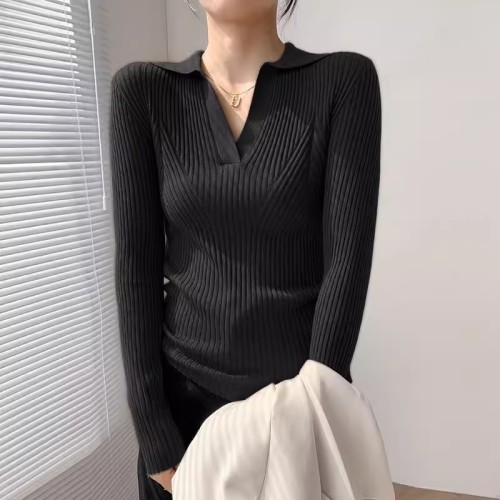 V-neck cardigan women's bottoming shirt women's spring and autumn  new white polo sweater women's low-neck top