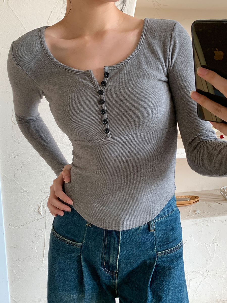 260隨心裁秋冬短款帶胸墊圓領顯瘦打底長袖t恤女潮