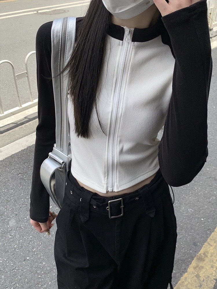 甜酷風立領撞色拼接長袖T恤女秋季氣質修身顯瘦短款上衣