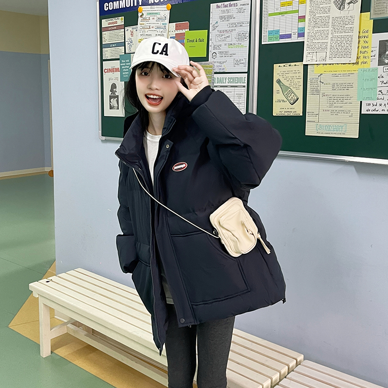 短款羽絨棉服2023年新款情侶加厚小眾設計感學生麵包冬小個子棉衣