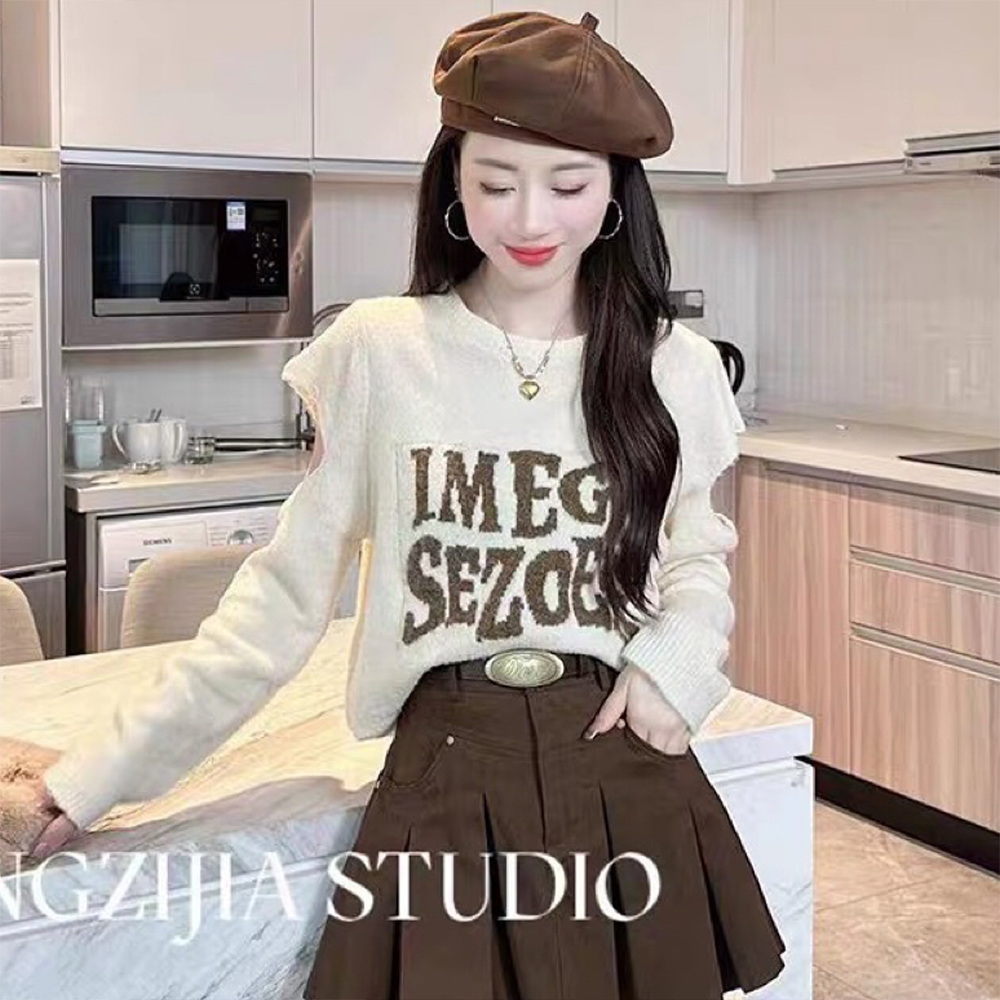 美拉德穿搭女針織衫2023秋冬季新款上衣高級感斷截設計感長袖毛衣
