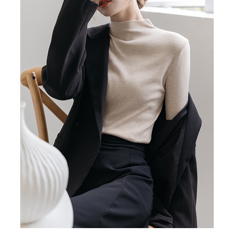 2023 new autumn and winter half turtleneck sweater women's slim black and white top long-sleeved mid-collar bottoming sweater