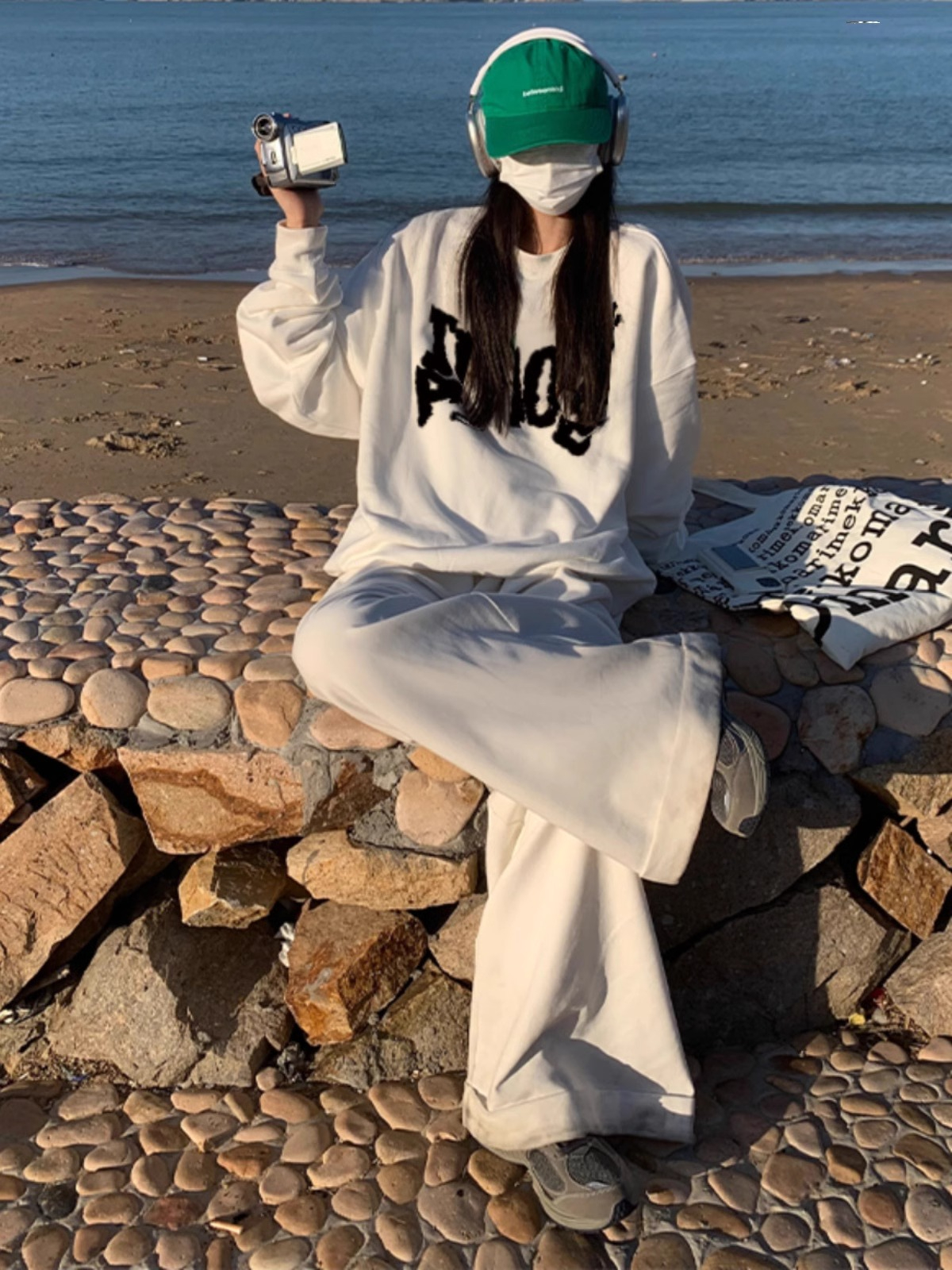 防棉華棉複合牛奶絲300克/銀狐絨400克圓領衛衣女