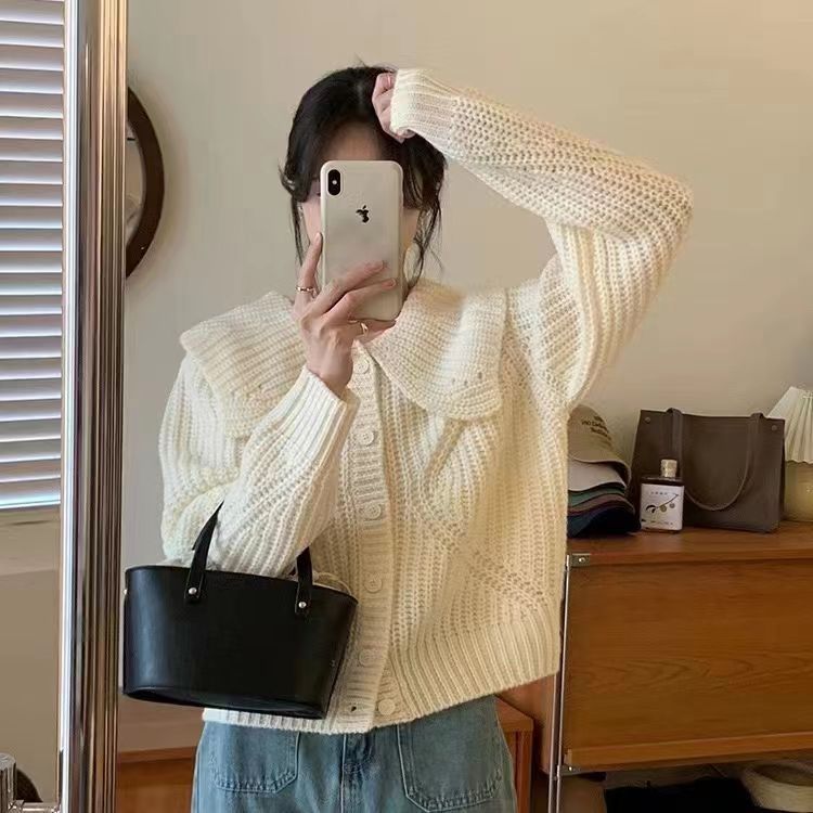 軟糯氣質減齡娃娃大翻領單排扣毛衣女春秋新款百搭長袖針織開衫