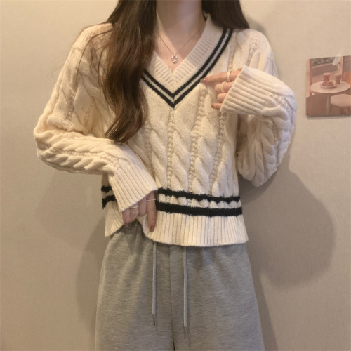 Photographed Fall/Winter New American College Style V-Neck Crochet Short-Sleeve Knit Top for Women