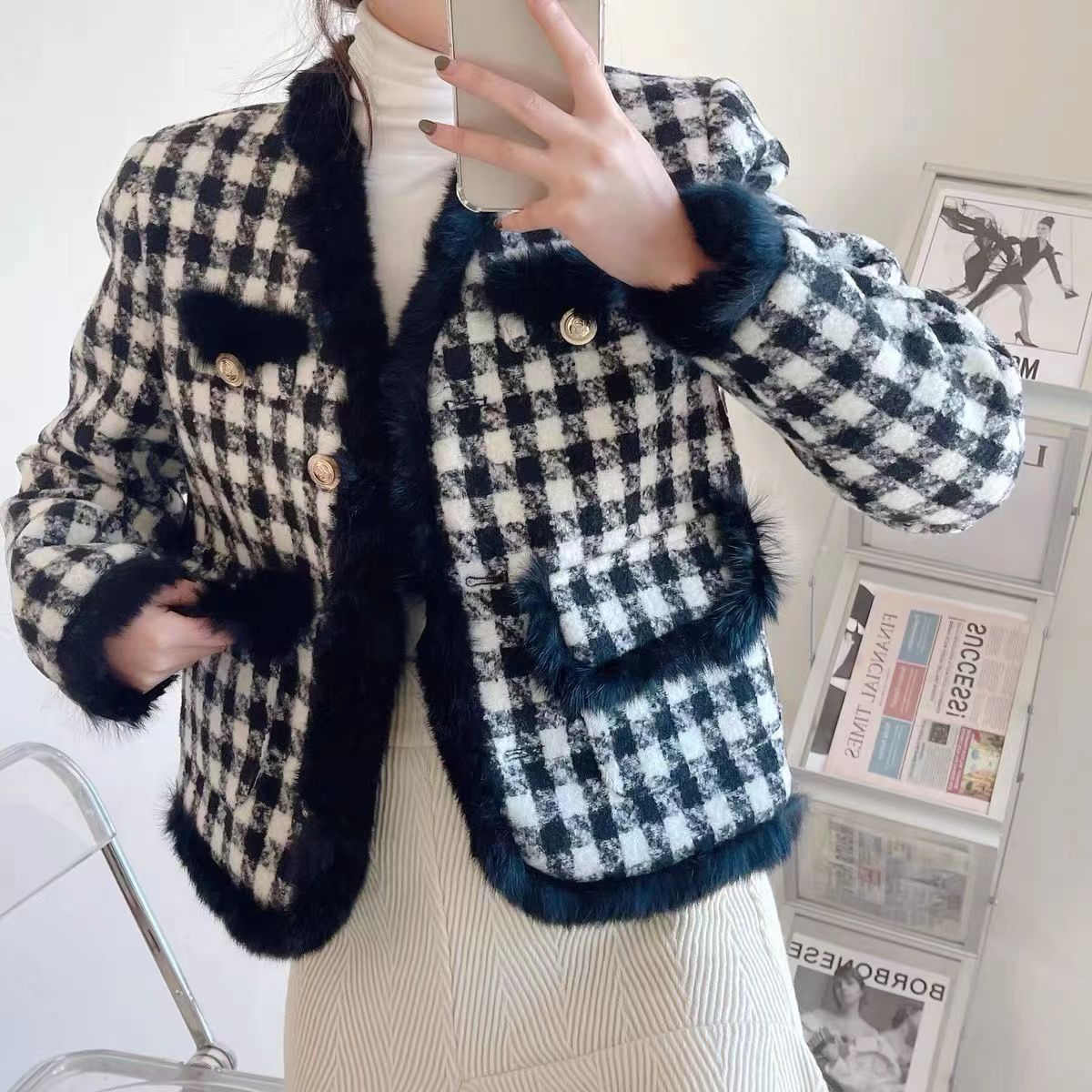 小香風粗紡外套女冬季新款加絨加厚保暖上衣短款毛邊千鳥格子大衣