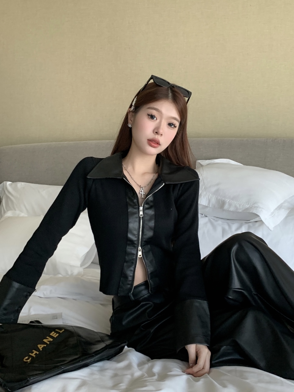 實拍 新款黑色辣妹Polo領拼接皮革拉鏈修身顯瘦小外套