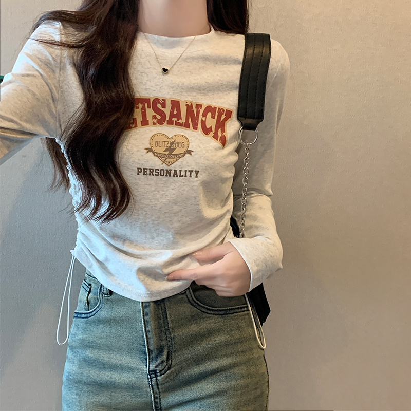 Real shot of American printed long-sleeved T-shirt for women in autumn and winter with small stand-up collar and drawstring waist, slim short top