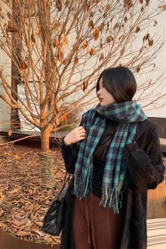 Real shot of 4 colors Korean ins autumn and winter atmosphere retro student long imitation cashmere warm scarf and scarf for women