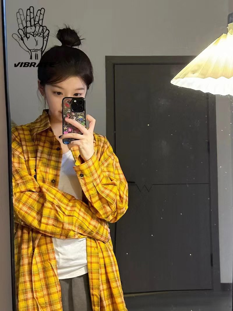 原版色織布胸前刺繡下擺破壞襯衣多巴胺秋季上衣