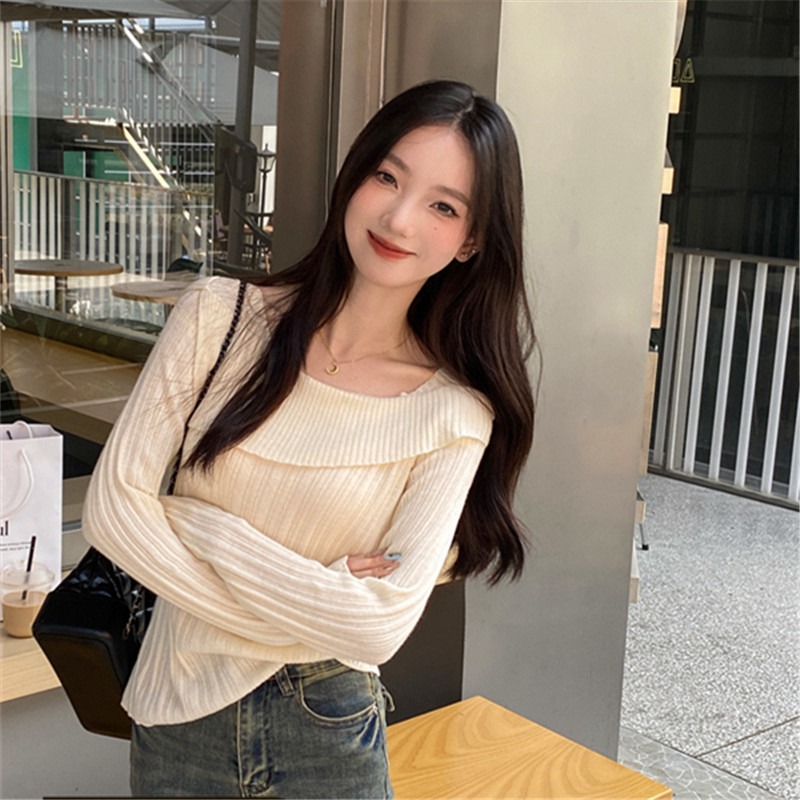 One-line collar sweater for women 2023 new design niche inner wear long-sleeved bottoming shirt autumn and winter high-end sweater
