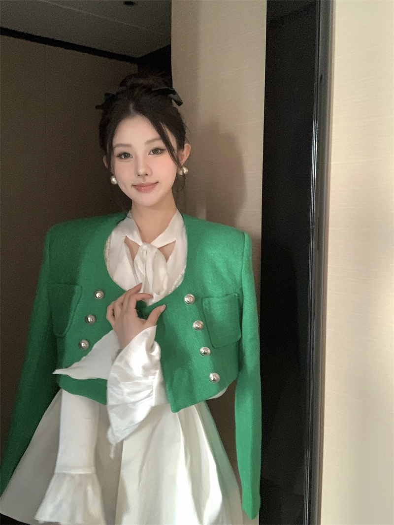 實拍~法式小香風圓領雙排扣寬鬆百搭外套+珠光緞面高腰傘裙