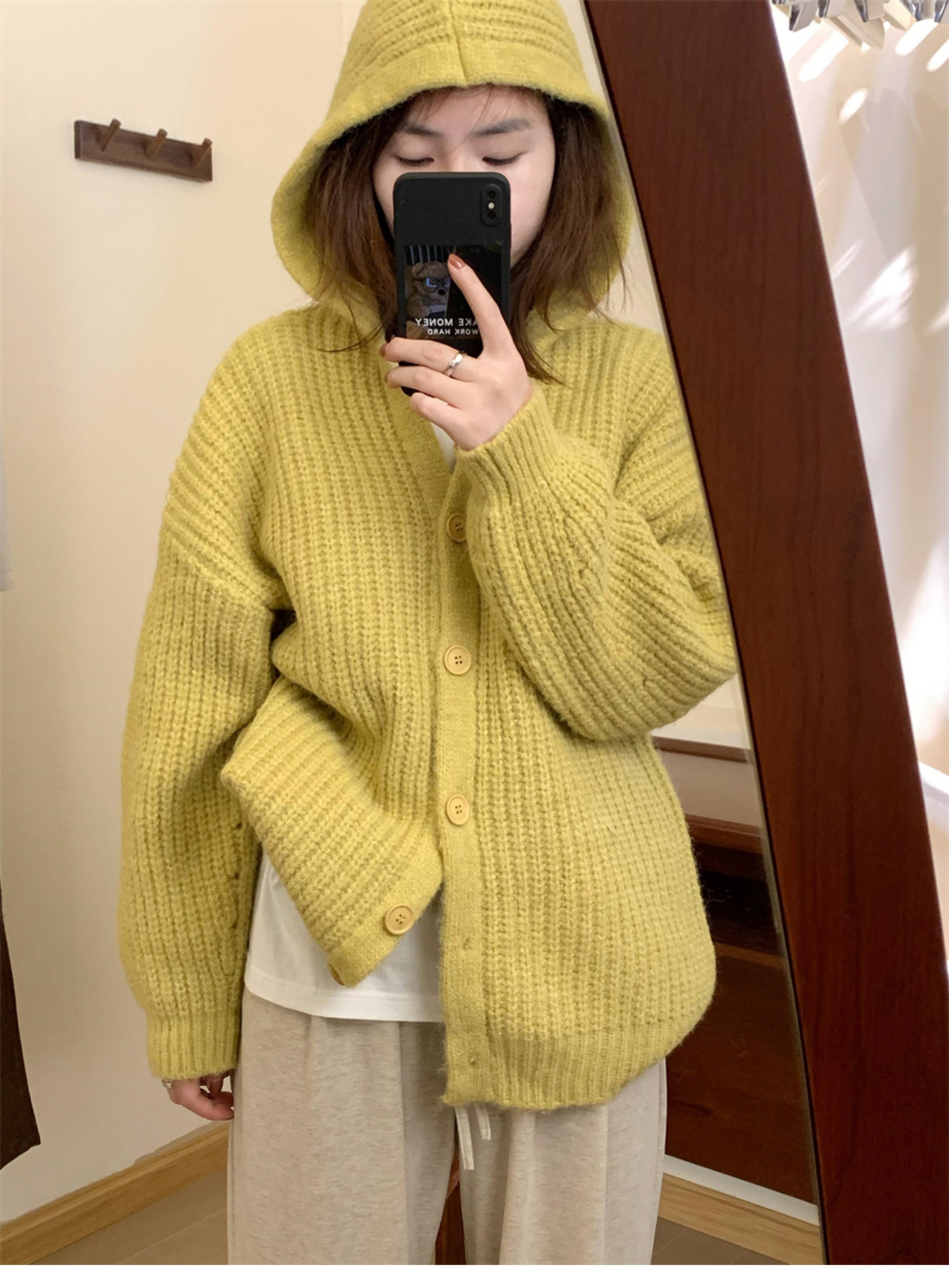 Thick needle hooded sweater jacket for women 2023 autumn new loose and warm Korean style bat sleeve sweater