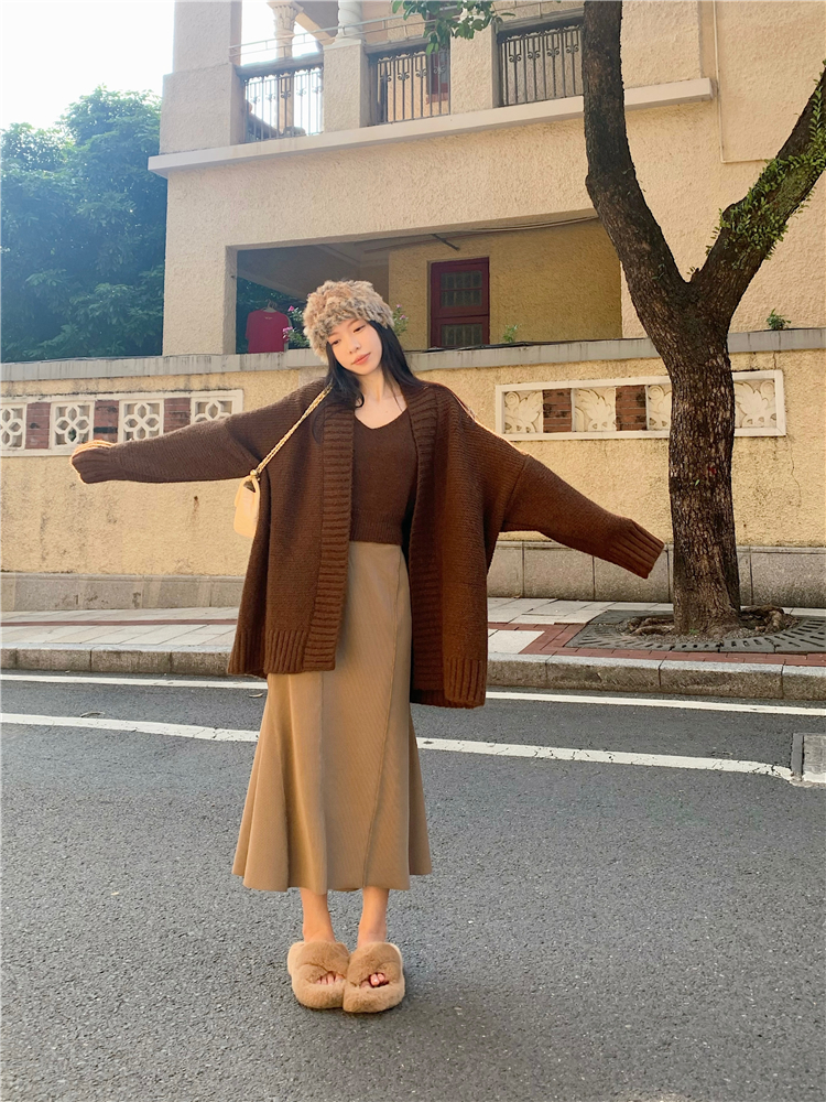 實拍~保暖毛衣外套女秋內搭吊帶針織開衫+不規則拼接魚尾裙