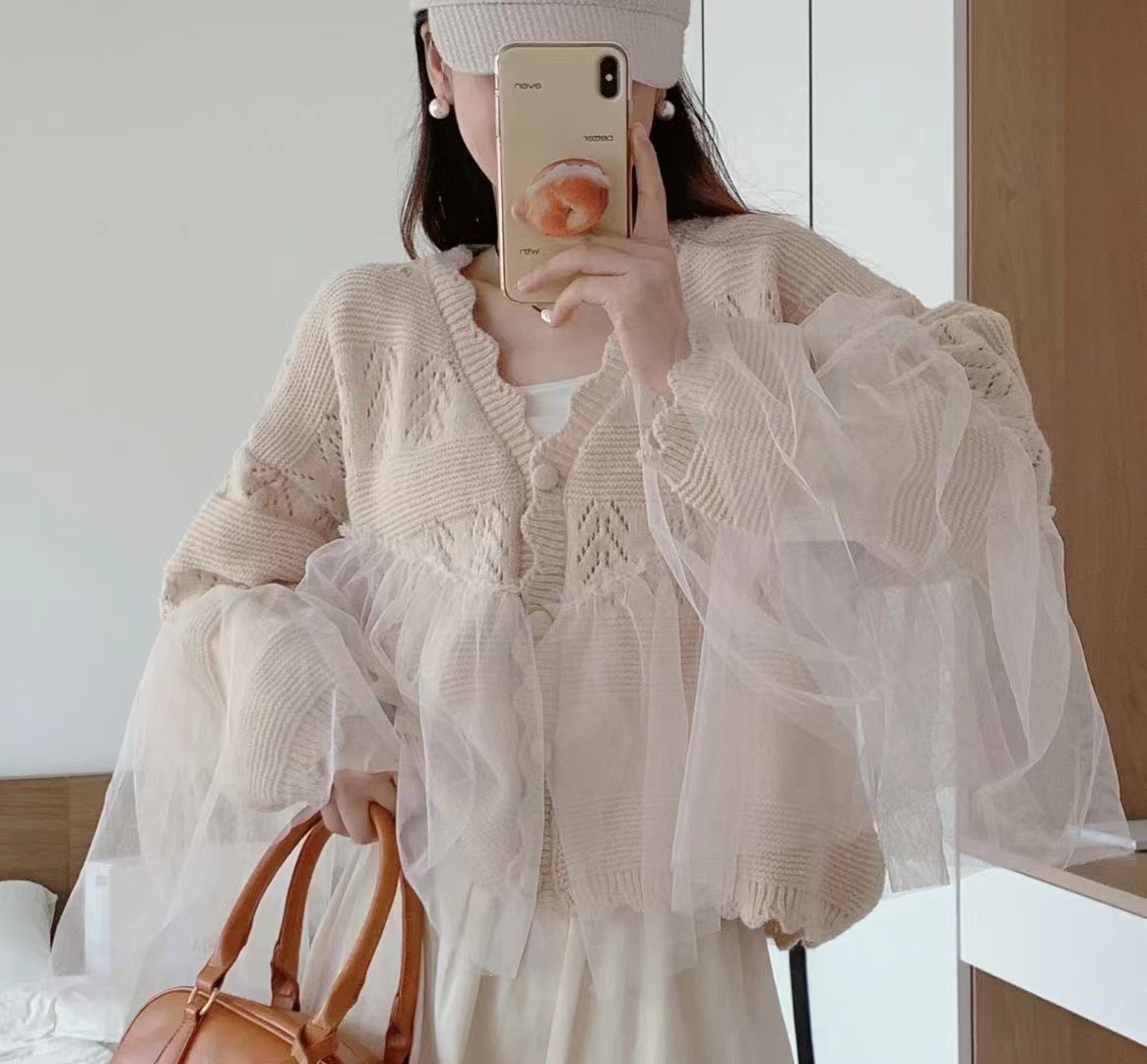 2023 new autumn style gentle style mesh splicing sweater jacket for women, versatile and stylish fairy short knitted sweater top