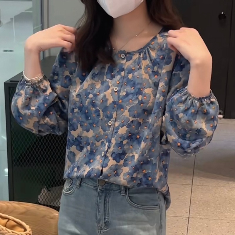 大臉哈法式輕熟小眾上衣女2023新款秋季圓領泡泡袖甜美碎花襯衫