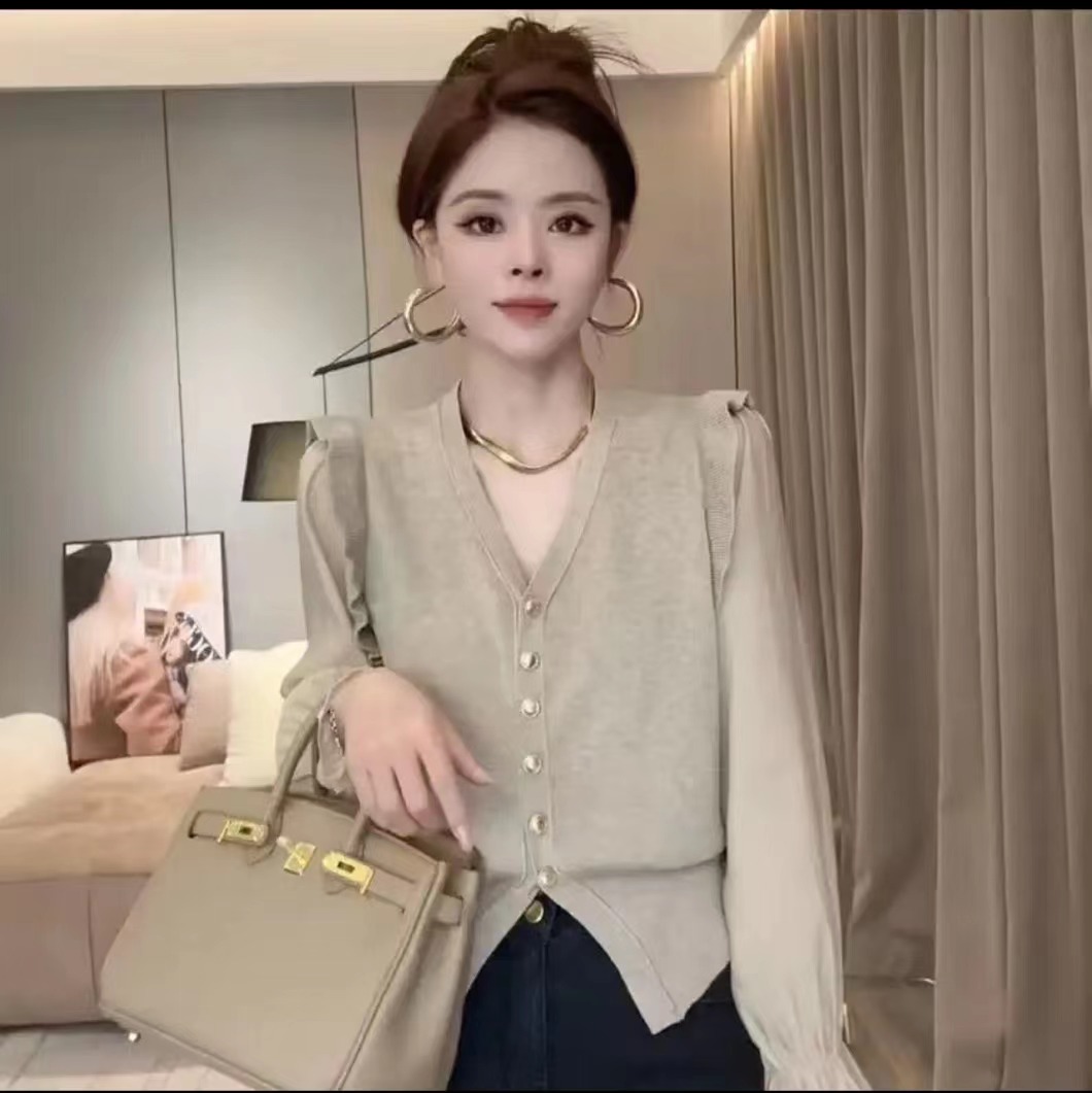 Korean style autumn and winter fashion ruffled V-neck knitted cardigan with puff sleeves fake two-piece long-sleeved top