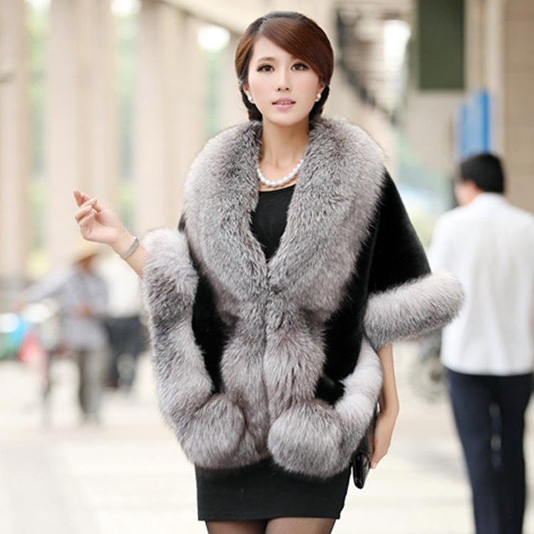 2023 Autumn and Winter White Bridal Wedding Dress Shawl Cape Fox Fur Mink Fur Cape Fur Coat
