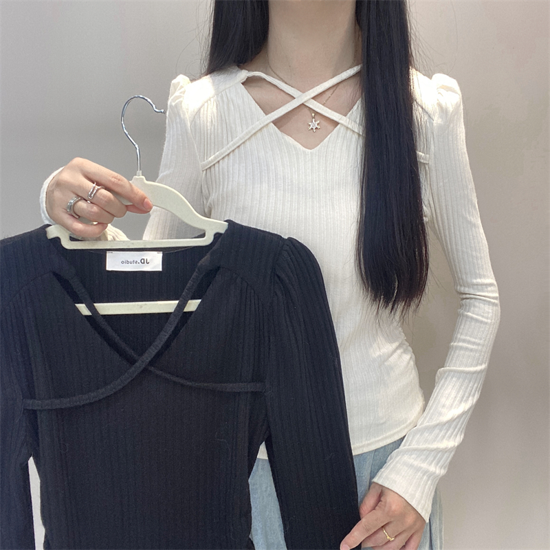 Real shot of large size fat mm 2023 new style autumn style cross V-neck long-sleeved sweater T-shirt bottoming top